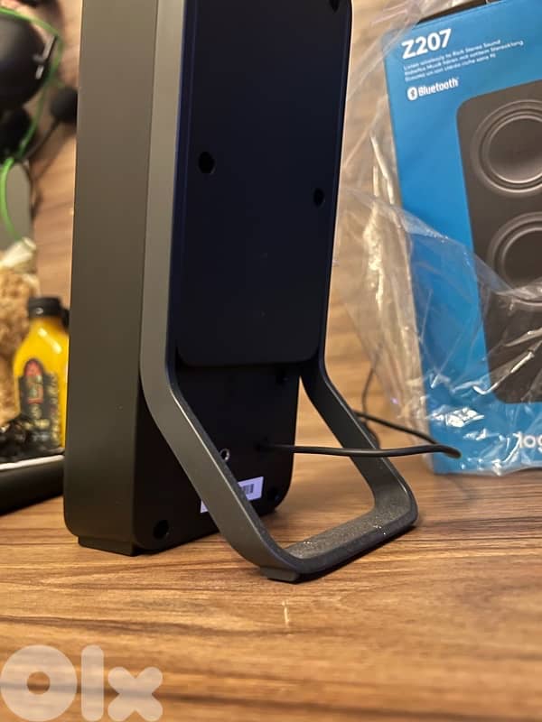Logitech Z207 Perfect Condition 1