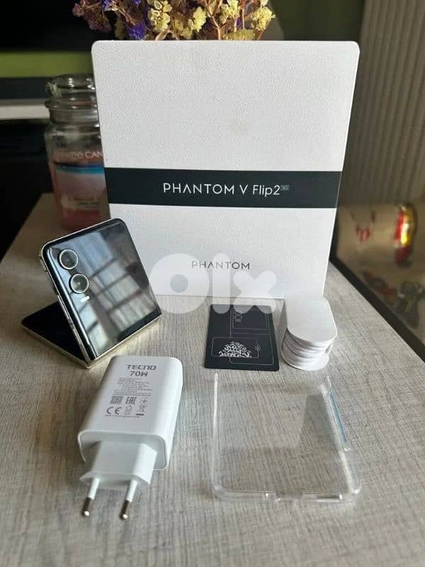 Tecno phantom v flip 2 jdid makfoul 1