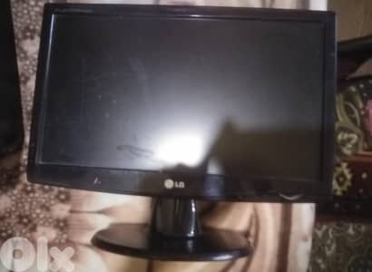 كومبيوتر و شاشة