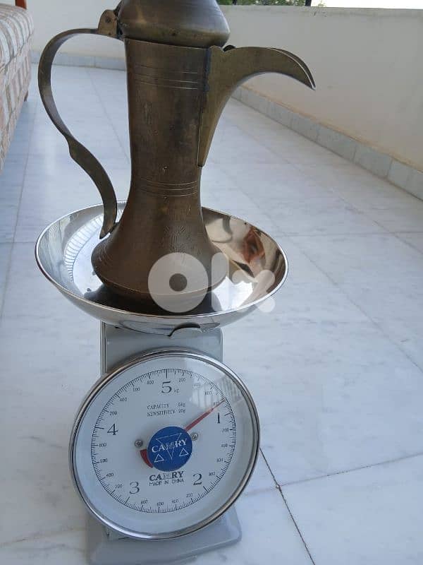 دلة عماني كبيرة 1