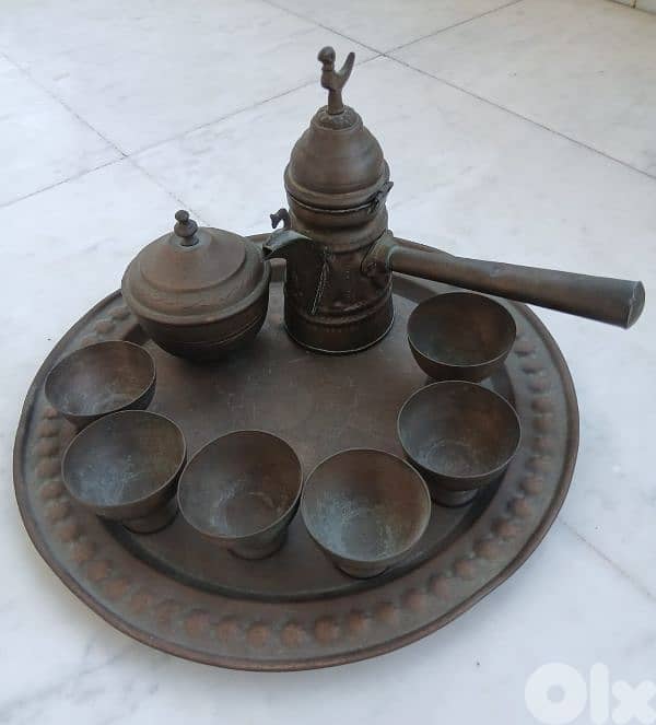 صينية ودلة وفناجين 0