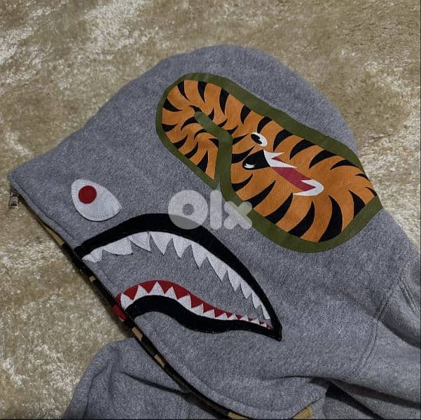 authentic bape shark zip up ( made in japan 100% cotton ) 4
