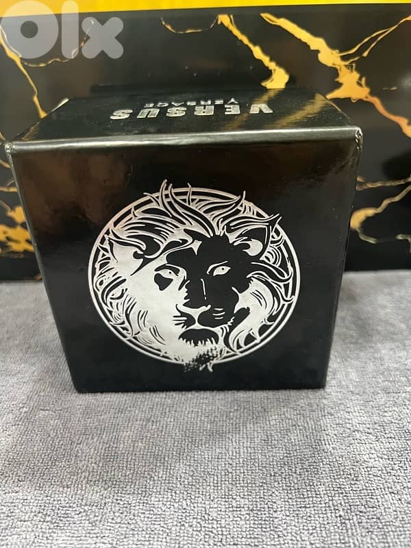 ساعة يد رجالي versace 3