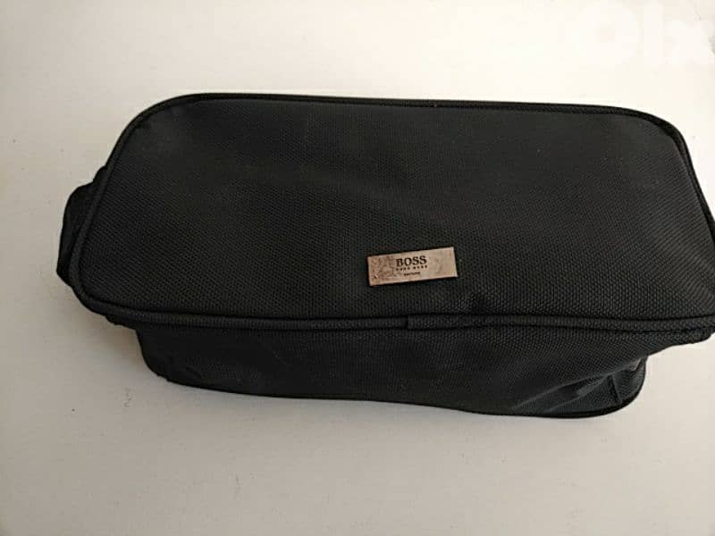 Original Hugo Boss black pouch  - Not Negotiable 0