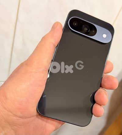 Google Pixel 9 With Pixel Buds 2 Pro
