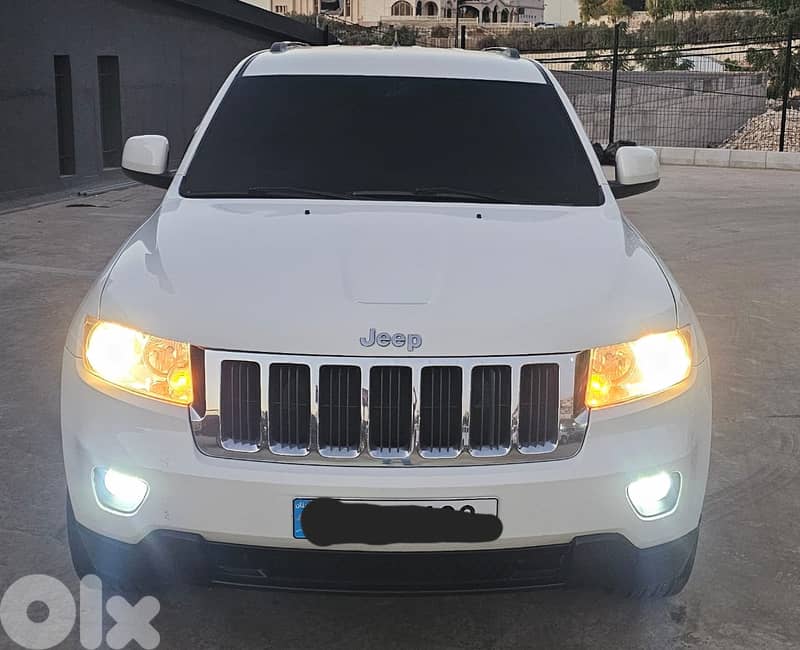 Jeep Grand Cherokee 2011 Laredo 0