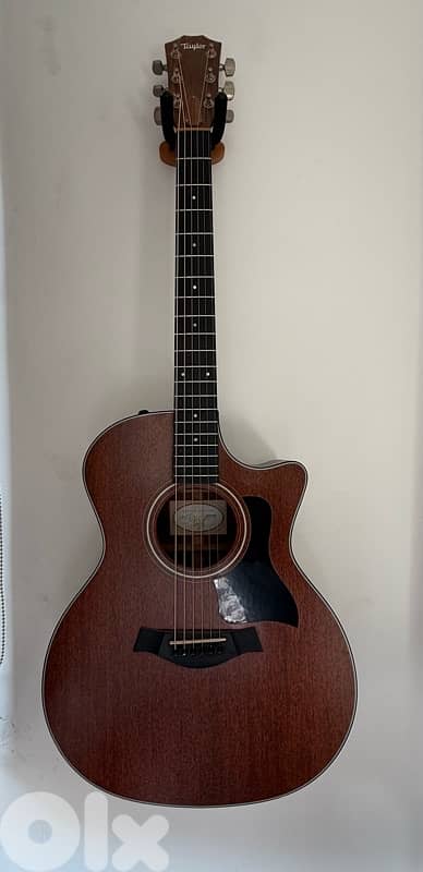 Taylor acoustic guitar 0