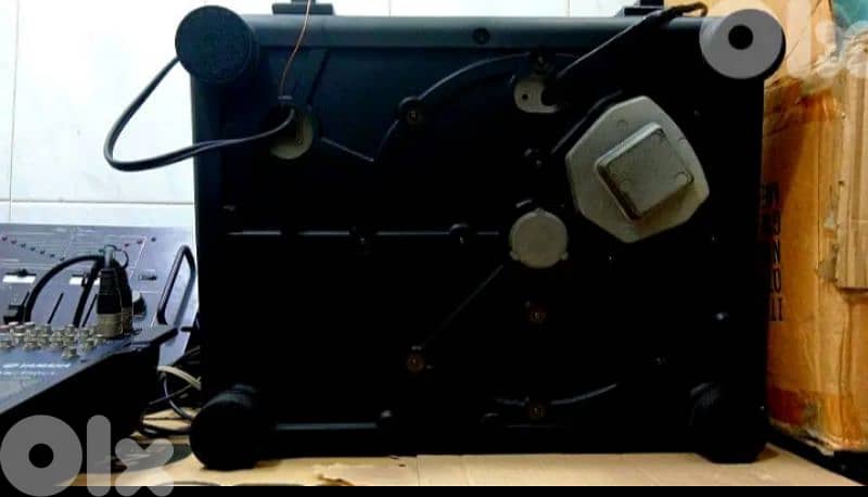 Vintage 1979 Technics SL-1200MK2 Turntable. 5