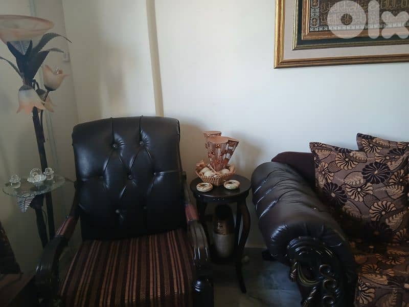 صالون+ غرفة قعدة+طاولات+ ٣برادي 2