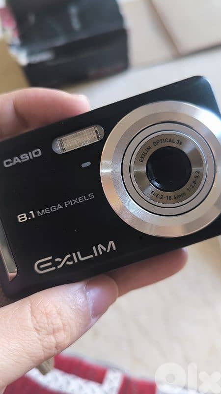 Casio Exilim EX-Z9 8.1MP Digital Camera – Vintage & Working 0