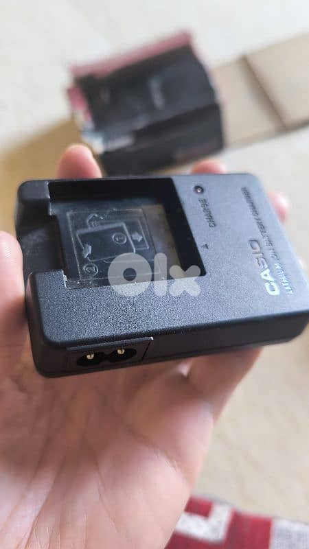 Casio Exilim EX-Z9 8.1MP Digital Camera – Vintage & Working 9