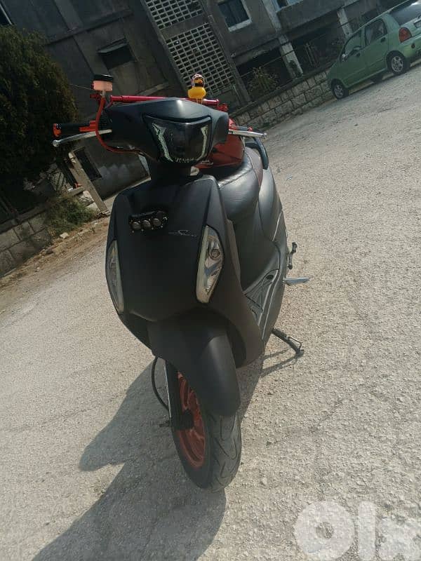 sweet venom 125 CC 2024 1