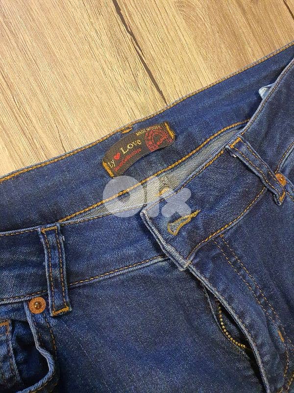 بنطلون جينز قياس ٣٠ 1