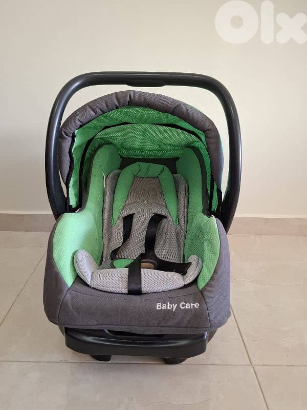 Car seat 0