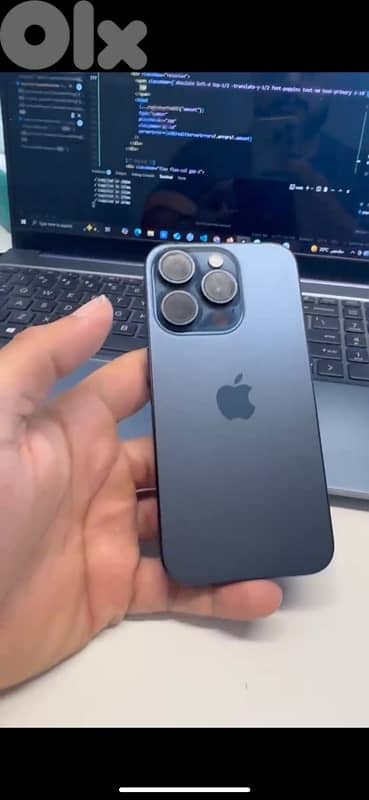 Iphone 15 pro used 0
