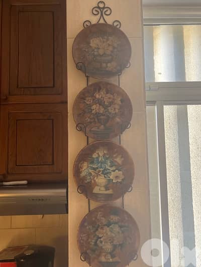 Plate wall decoration
