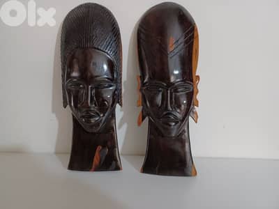 زوج أشخاص من خشب الابانوس  مكون من رجل و أمرأة بحالة جيدة  71603470