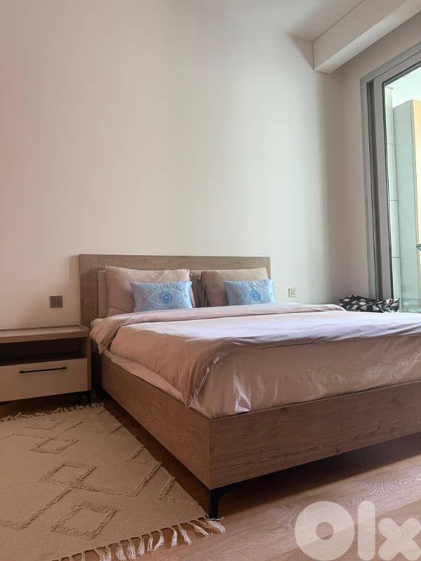 Queen size bed with mattress and side tables 2