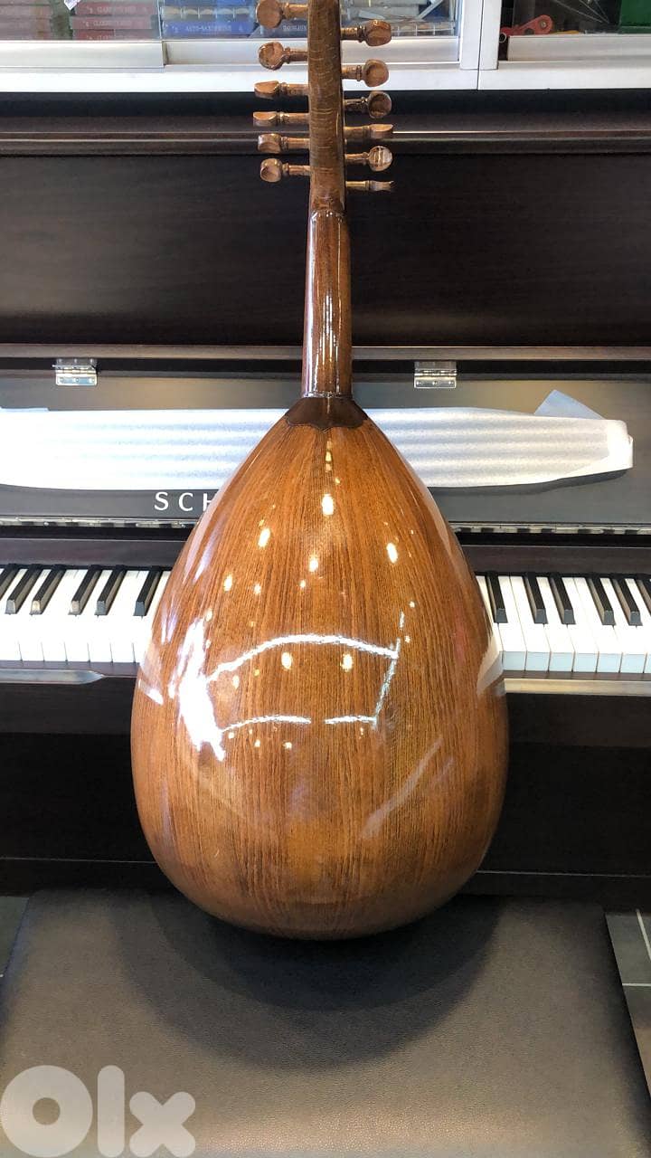 Oud barely used 1 week for sale - عود مستعمل لمدة أسبوع واحد فقط للبيع 2