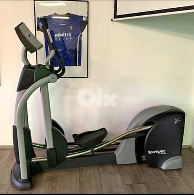 2x Elliptical SportsArt made in Germany like new lwe7de b 800 dolar