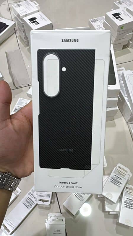 Samsung Galaxy Z fold 7 Carbon Shield Case 0