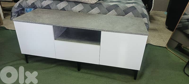 TV TABLE LAMAICA. طاولة تلفزيون لاميكا 0
