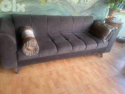 Living room couches (as new) صوفا بيد طقم
