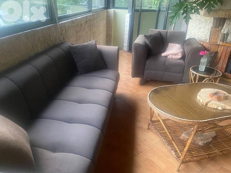 Living room couches (as new) صوفا بيد طقم 2