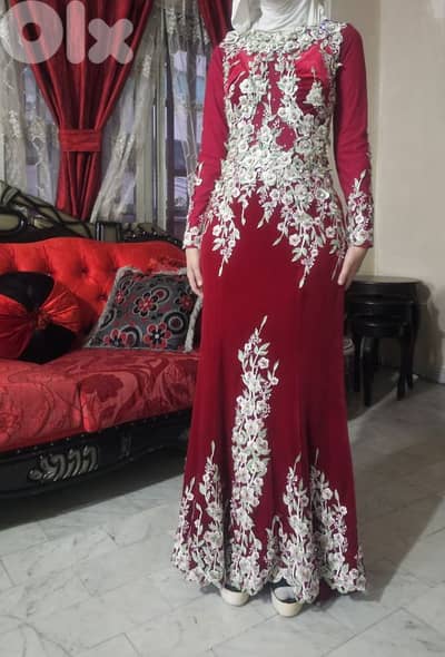 فستان سهره مخمل احمر