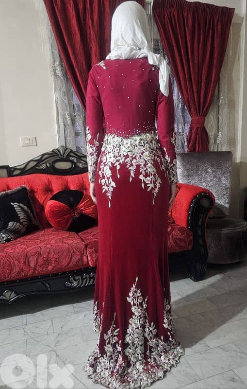 فستان سهره مخمل احمر 1