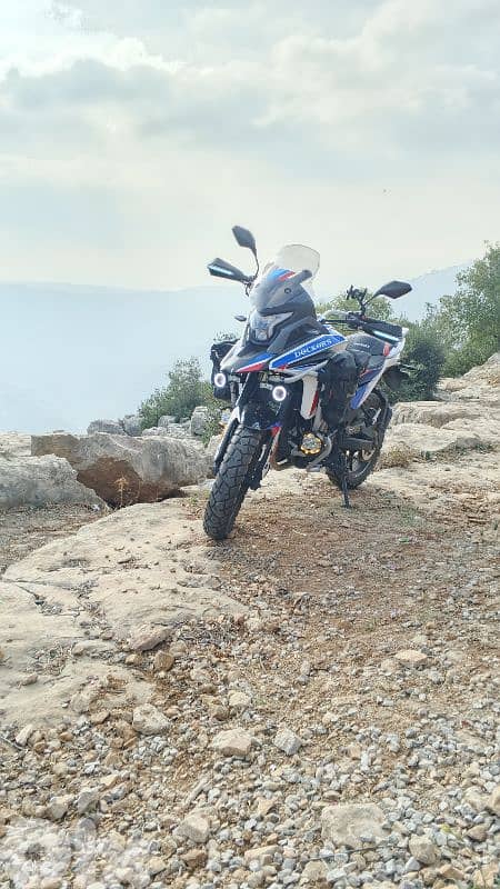 Dockers 250cc 2025 meshye 2a2al min 4000 km 6