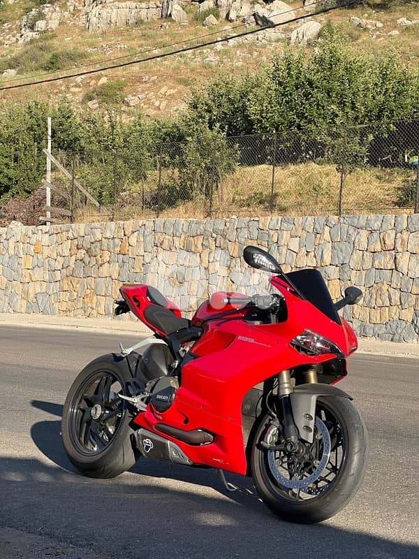 Ducati Panigale 1199 1