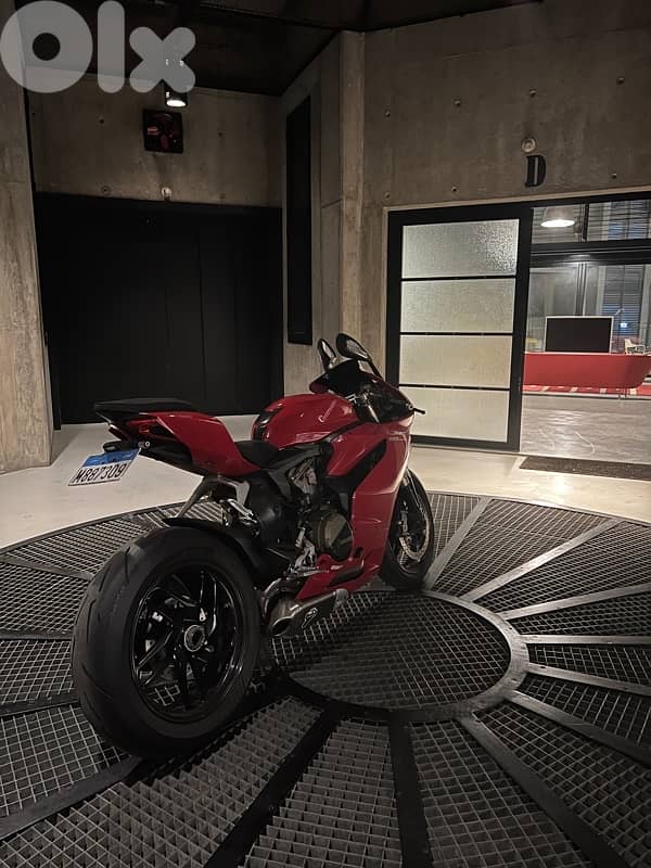 Ducati Panigale 1199 4