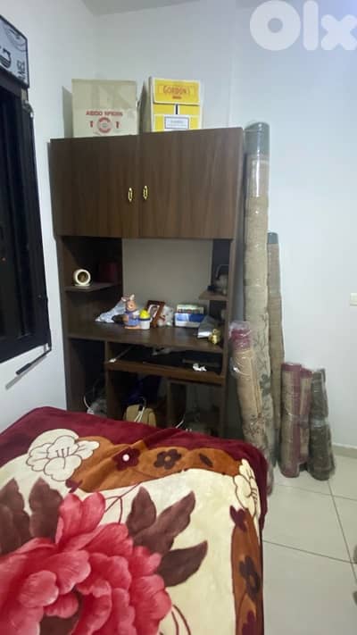 2 Beds (1.5 each) with Matresses and a Cloffice (Closet/Office)