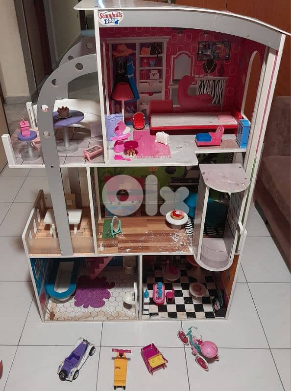 Doll House 0