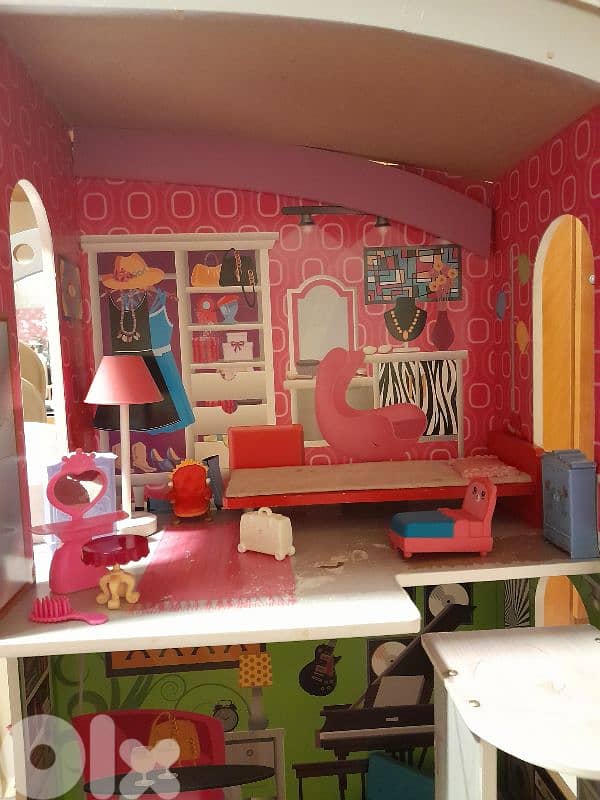Doll House 4