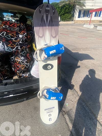 Snowboard With bindings
