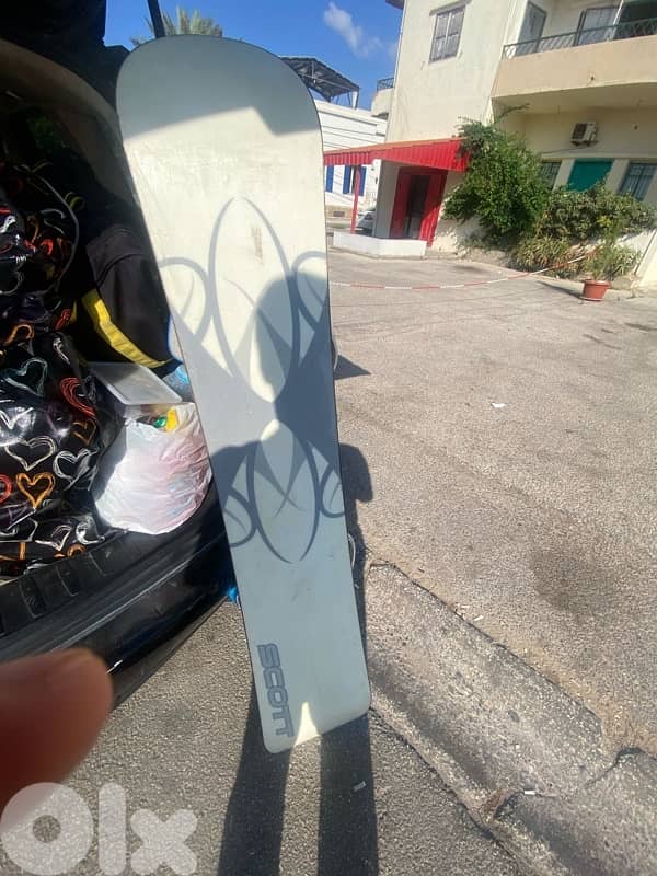 Snowboard With bindings 1