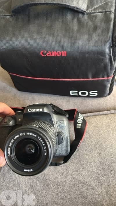 Canon EOS 750D