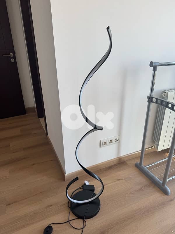Floor lamp 1