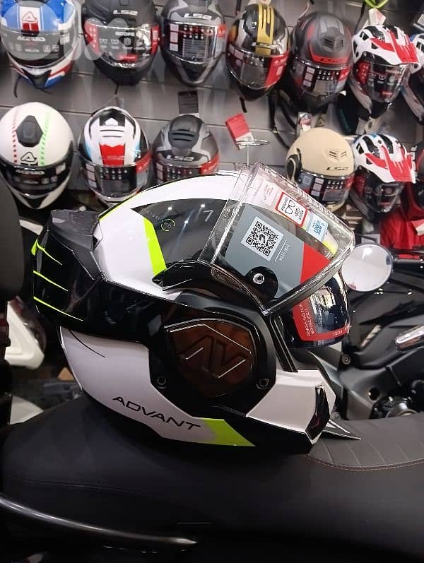 Ls2 Advant Codex FF906 white black-06 1