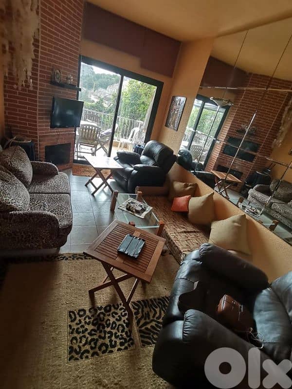 chalet for rent in satellity 2 Feitroun 1