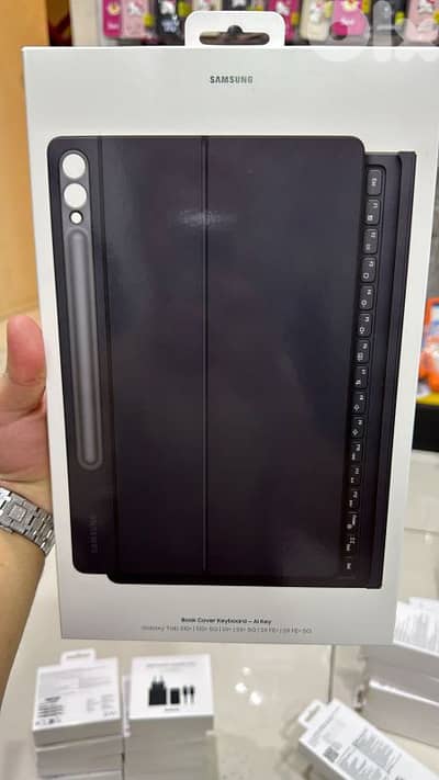 Samsung Book Cover Keyboard galaxy tab