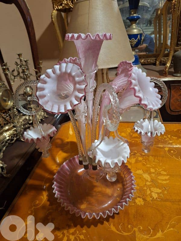 زنبقة اوبالين رائعة ومميزة انتيك 1