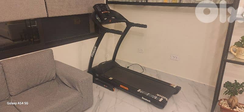 treadmill reebok like new very good gondition for more info 03-204694 0
