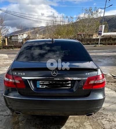 Mercedes-Benz E-Class 2011