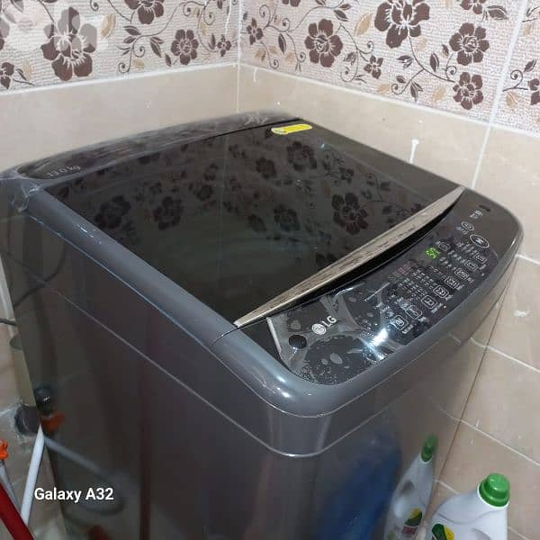 غسالة (جديدة تحت الضمان) - LG 13 KG 2