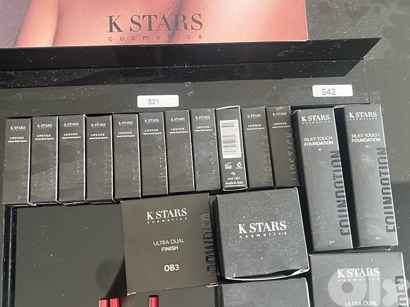 K STARS cosmetics make up and stand 6