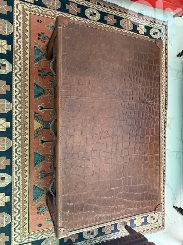 wood and leather table 1