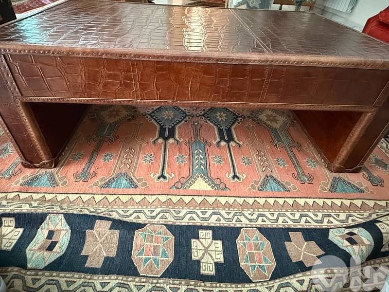 wood and leather table 3